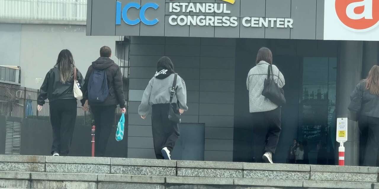 Konserde fenalaşan 3 gençten biri öldü, 2’sinin durumu ağır