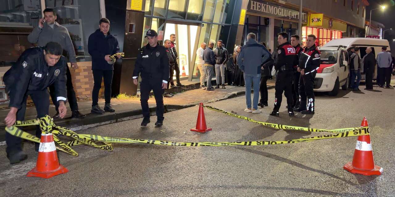 Düğün kana bulandı! 2 kişi bıçaklandı, düğün yarıda kaldı