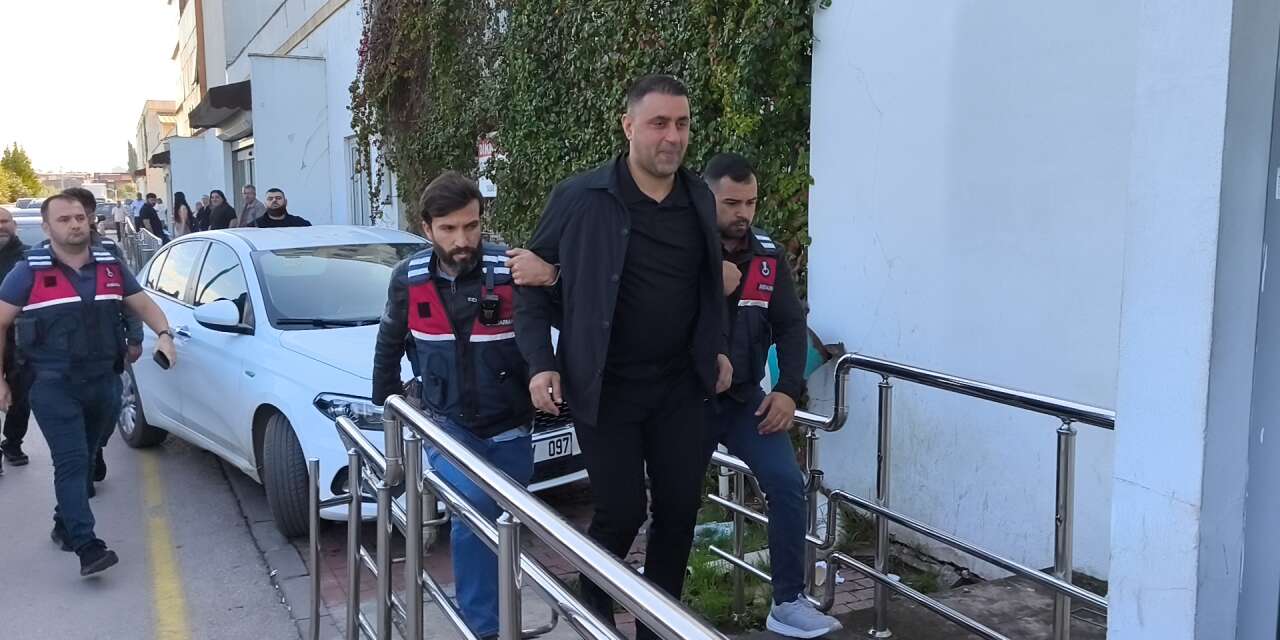 Çukurova Belediyesi’ne yolsuzluk operasyonu! Başkan dahil 44 gözaltı