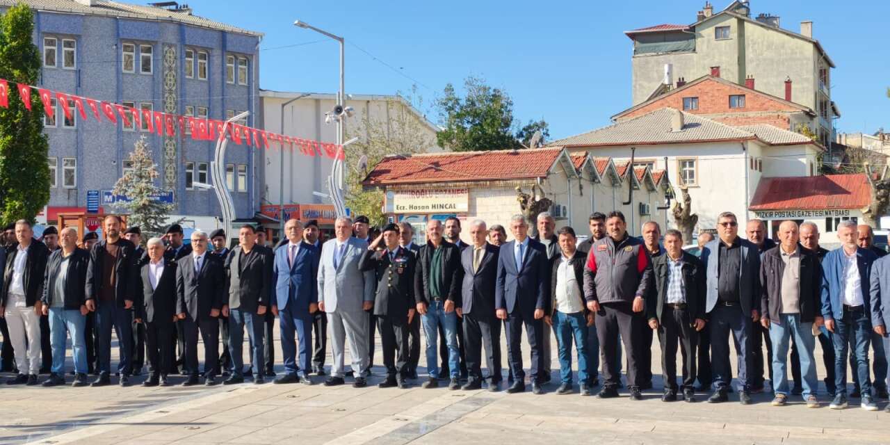 Konya’da mahallelerin sesi muhtarlar için tören düzenlendi