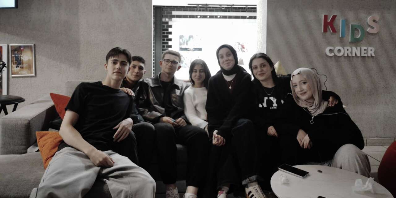 Konya'dan 15 öğrenci Avrupa'ya gitti! 21 gün mesleki eğitim alacaklar