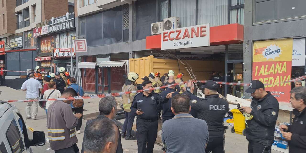 Eczaneye hafriyat kamyonu girdi! 7 yaralı var