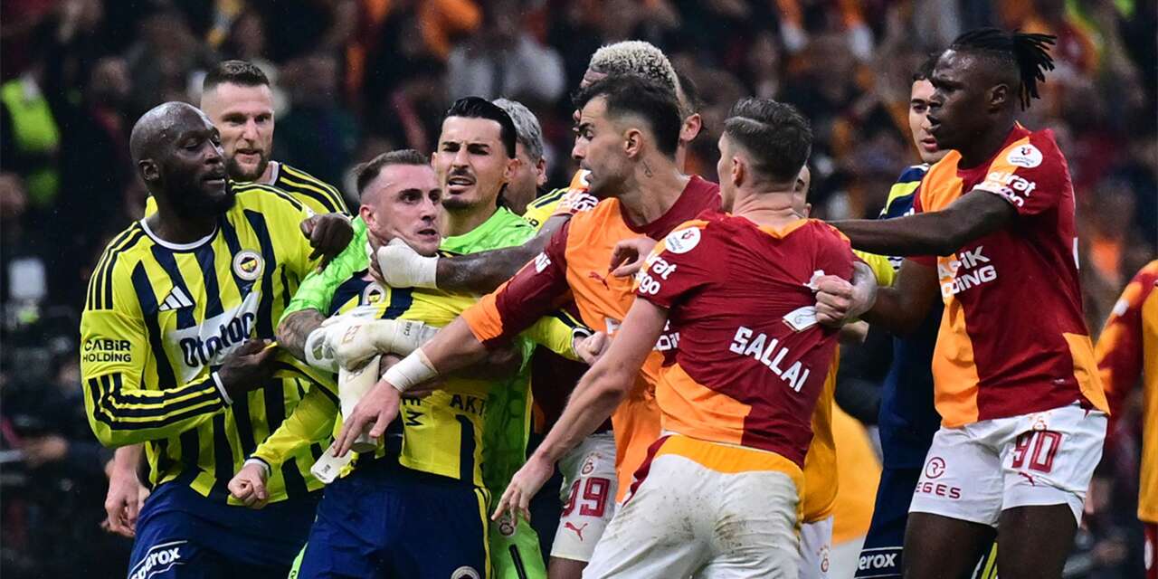 Fenerbahçe’den derbide yaşanan olaylara ilişkin açıklama