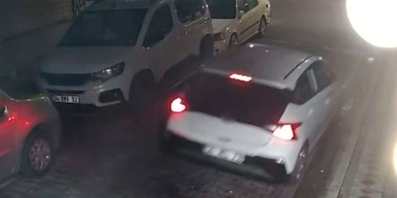 Kiralık araçla iki kazaya karışıp ortadan kayboldular