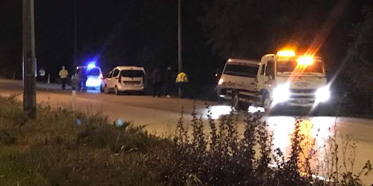 Konya’da TIR’ın çarptığı otomobil şarampole savruldu