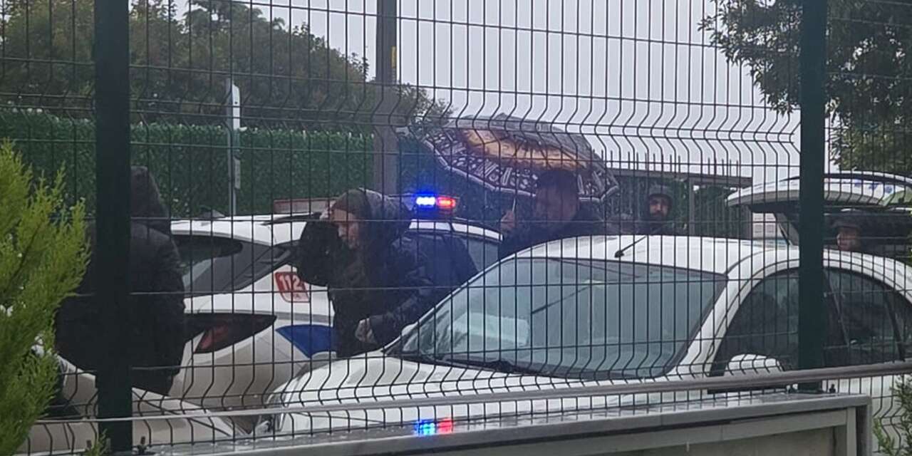 Okul önündeki tartışma kanlı bitti! Bekçi, veliyi silahla vurdu