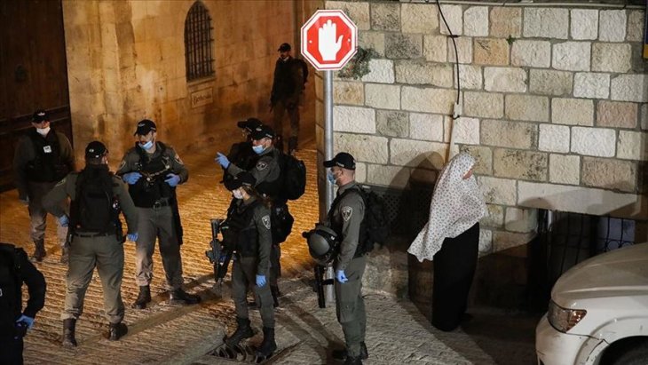 İsrail polisi Kudüs'te 3 Filistinliyi gözaltına aldı