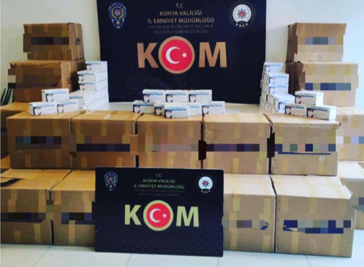 Konya’da yasa dışı üretilmiş 68 bin maske ele geçirildi