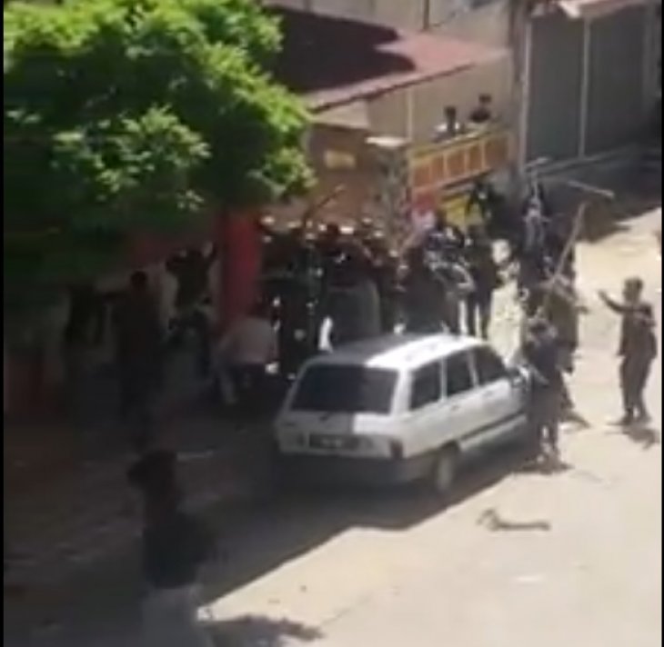 Akrabaların kavgasında ortalık savaş alanına döndü