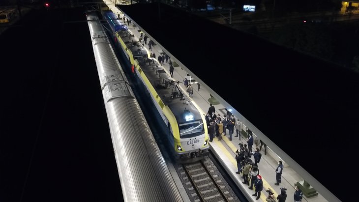 İlk yurt içi yük treni Marmaray'dan geçti