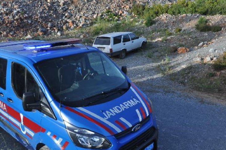 Yüksek gerilim hattı yakınında yanmış erkek cesedi bulundu