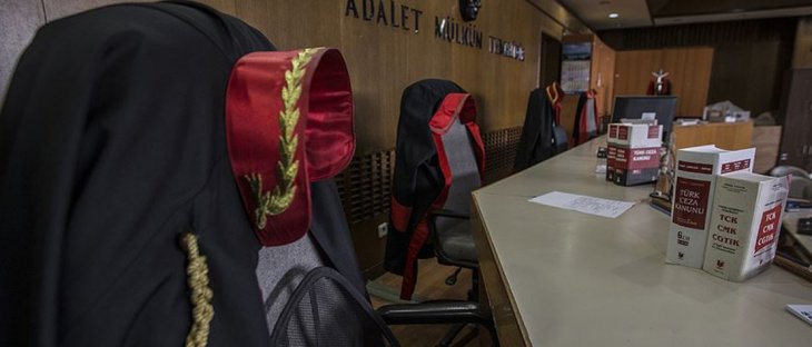 Bin 398 yeni hakim ve savcı mesleğe kabul edildi