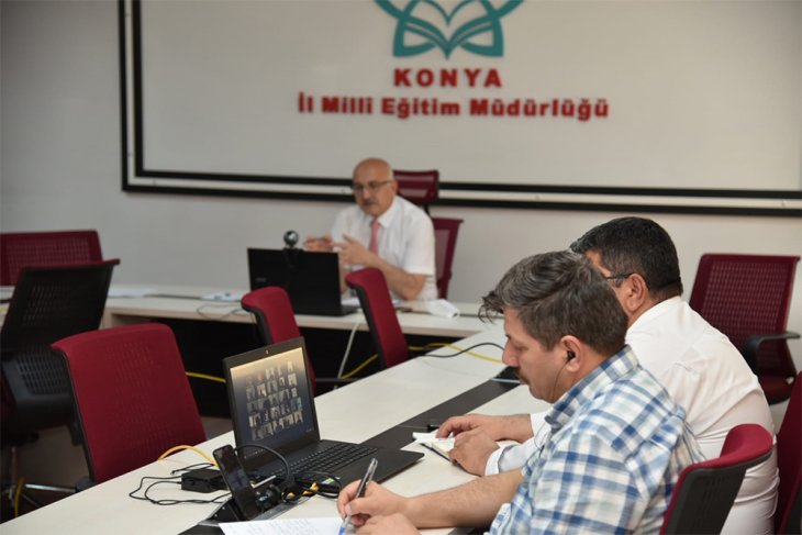 Konya'da video konferansla özel eğitim ve rehberlik öğretmenleri ilçe zümre başkanları toplantısı yapıldı