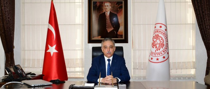 Konya Valisi Toprak'ın bayram kutlamasında ''kurallara uyalım'' mesajı