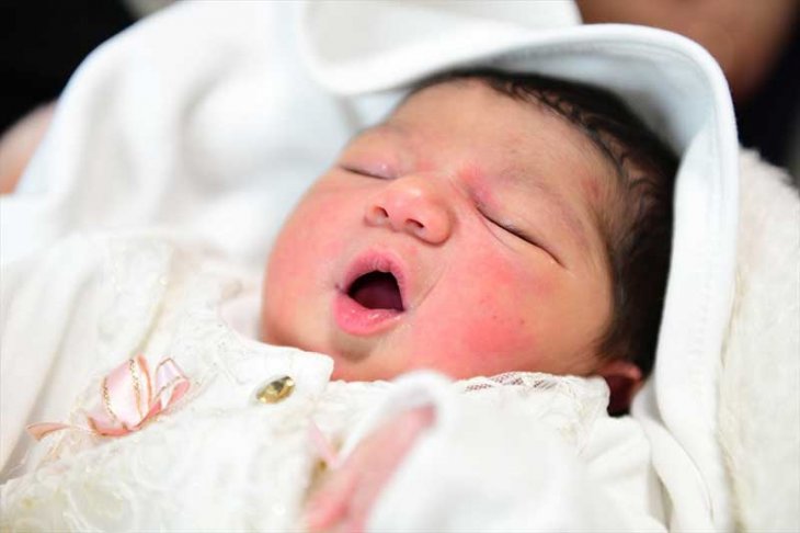 Başakşehir Çam ve Sakura Şehir Hastanesinin ilk bebeği dünyaya geldi
