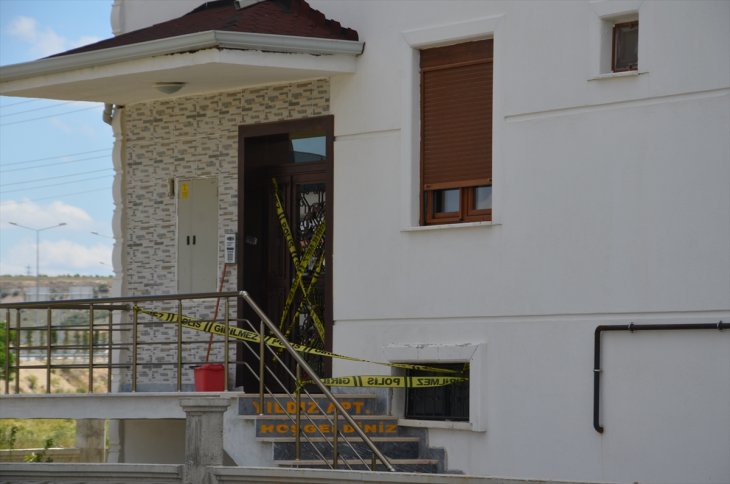 Kovid-19 vakaları görülünce iki bina karantinaya alındı