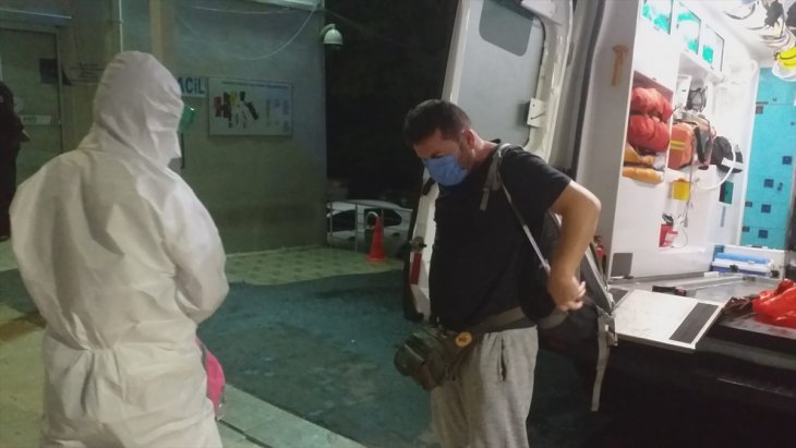 Kovid-19'a yakalanan Türk aile ambulans uçakla Türkiye'ye getirildi