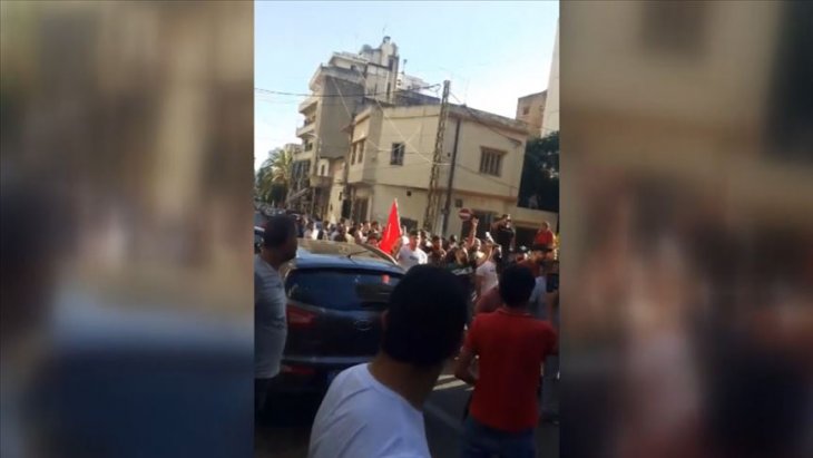 Ermeni asıllı sunucunun Türkiye'ye hakaret ettiği televizyon kanalı protesto edildi