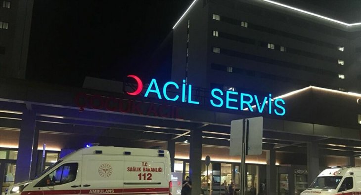 Topladıkları ottan yemek yapıp yiyen 10 kişi zehirlendi