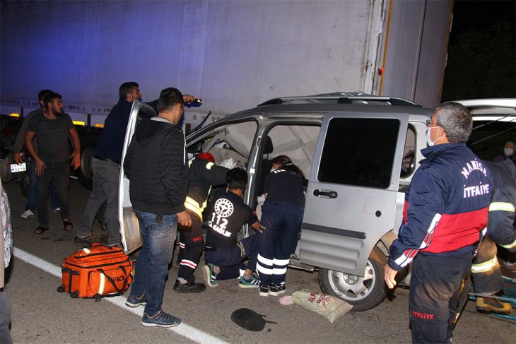 Trafik kazasında yaralanan genç kadın 17 günlük yaşam mücadelesini kaybetti