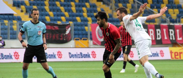 Konyaspor 6 puanlık maçı kaybetti
