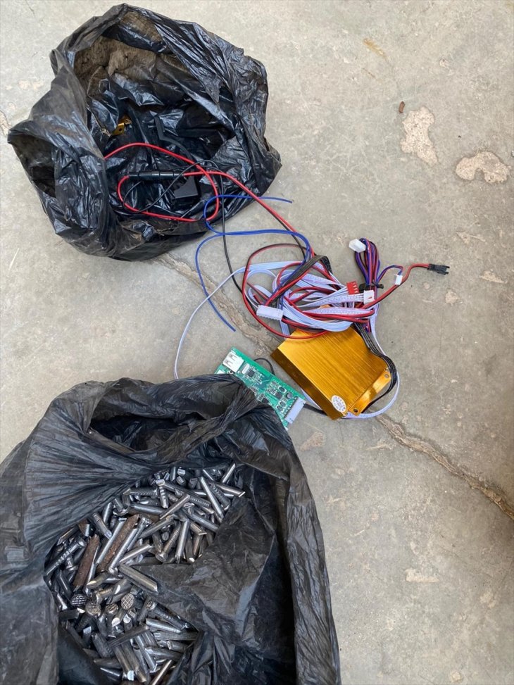 Hücre evlerine operasyon! 11 bombalı eylemi gerçekleştiren teröristler yakalandı