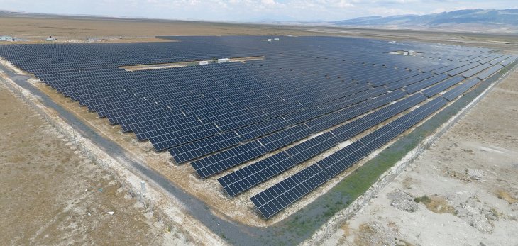 Türkiye'nin güneş enerjisi üretim üssü Karapınar oluyor