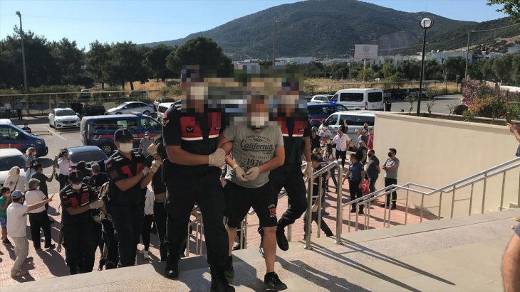 Evden kaçan 3 kız çocuğunu taciz edip uyuşturucuya alıştırdıkları iddiası: 15 gözaltı