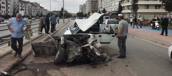 Konya’da kaza! Bu otomobilden yaralı çıktı