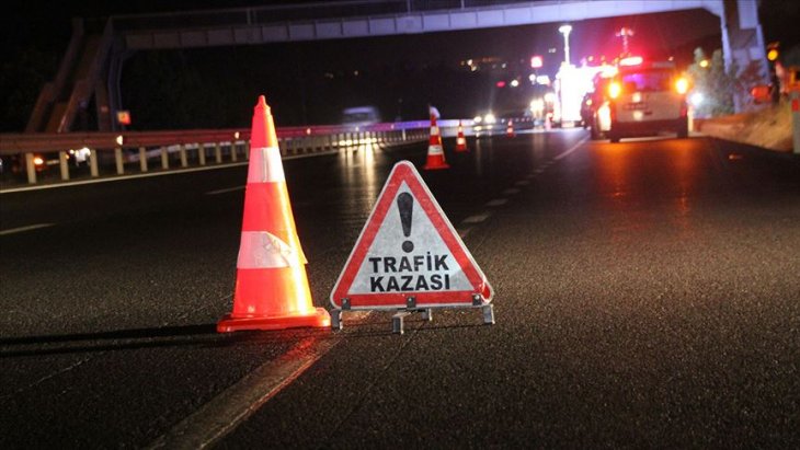 Almanya'dan yurda dönüş yapan kadın kazada hayatını kaybetti