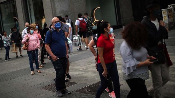 UK: Coronavirus death toll surpasses 43,500