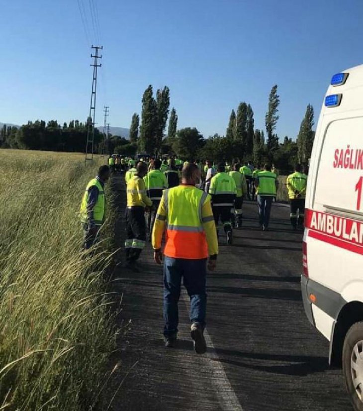 İşten çıkartılan işçi av tüfeğiyle işçi servisine ateş açtı: 5 yaralı