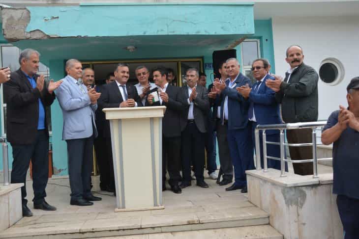 Çumra Belediyesi İçeriçumraspor Kulübü’ne takım otobüsü hediye etti