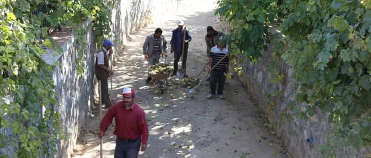 Hadim'de taşkın koruma kanalları temizlendi
