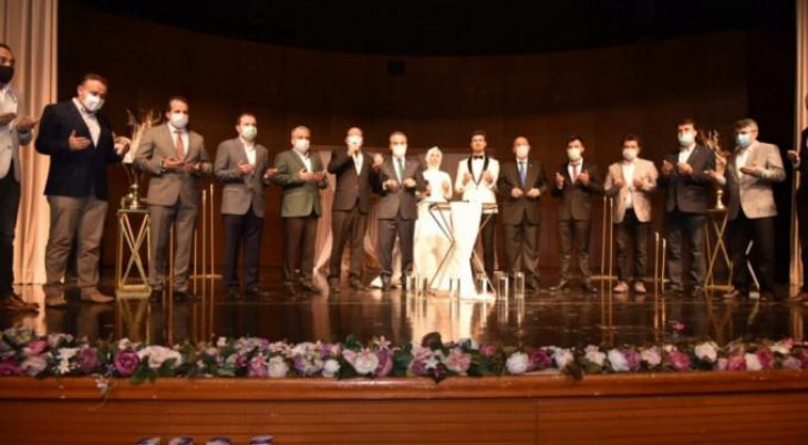 Bursa'da siyaset dünyasını buluşturan düğün