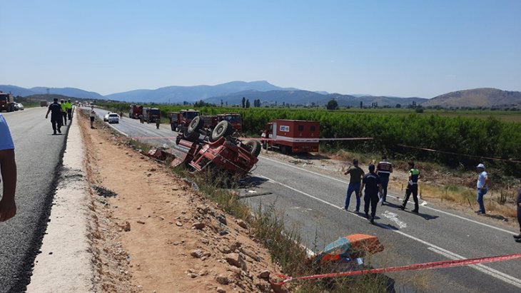 Yangına giden arazöz devrildi, 2 Orman Bölge Müdürlüğü personeli öldü