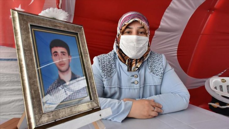 Diyarbakır annelerinden Elhaman: Çocuklarımızı PKK'ya esir etmeyeceğiz