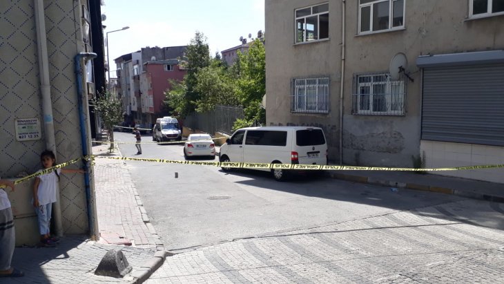 Bağcılar'da polise silahlı saldırı! Yaralı 2 polisten biri şehit düştü