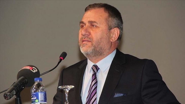 FETÖ ile ilgili sözleri tepki çeken Türk Tarih Kurumu Başkanı istifa etti