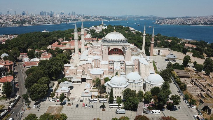 Ayasofya Camii'ne atanan imam ve müezzinler açıklandı