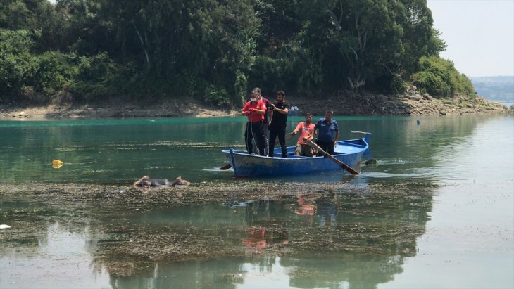 Baraj gölünde erkek cesedi bulundu