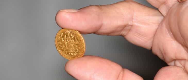 700 yıllık Bizans altınları bulundu