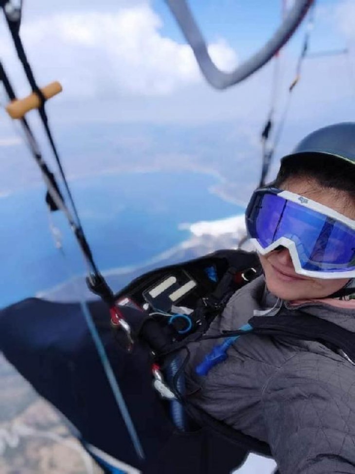 Denizli'den Afyonkarahisar'a 7 saat 42 dakika yamaç paraşütüyle uçtu, Türkiye rekorunu kırdı