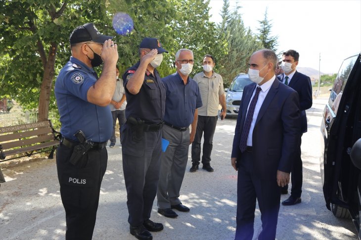 Konya Valisi Özkan, Halkapınar'ı ziyaret etti