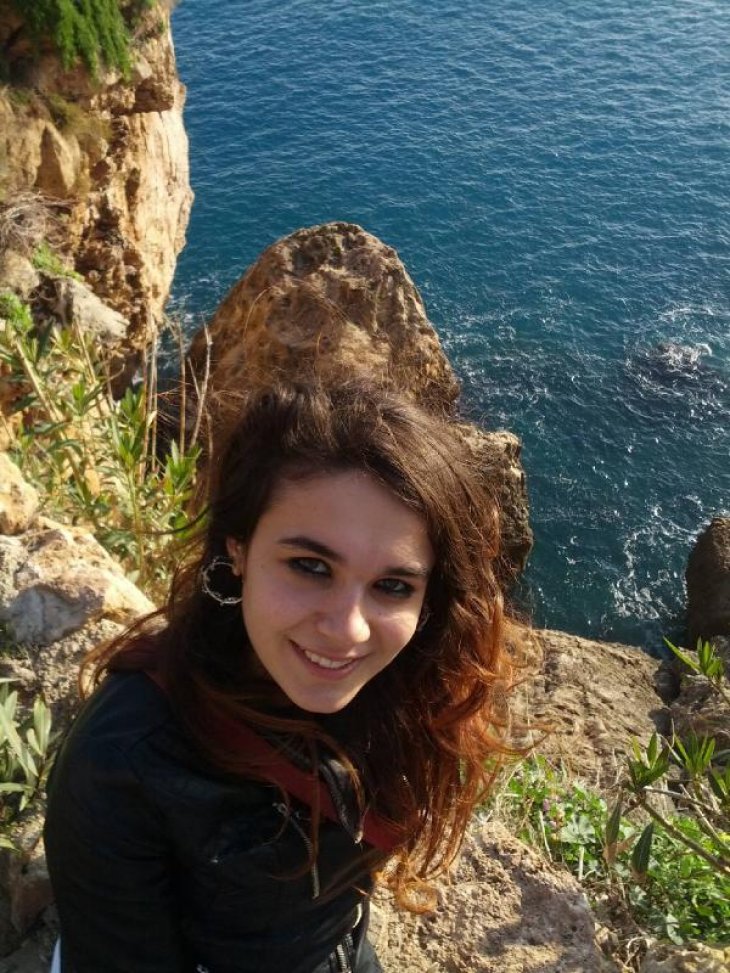 Çevik kuvvet polisi genç kadın denizde boğuldu