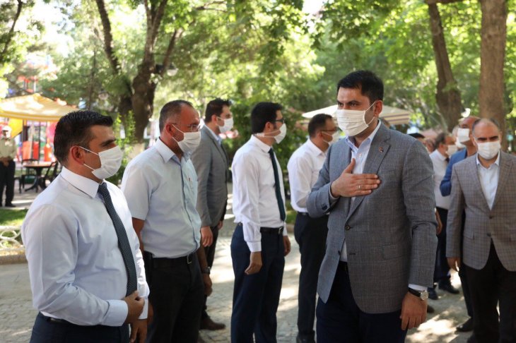 Çevre ve Şehircilik Bakanı Murat Kurum, Kadınhanı ve Akşehir’de incelemelerde bulundu