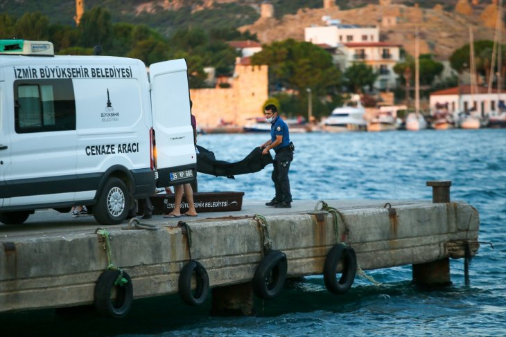 Tekne faciası: 4 ölü, kayıp çocuk aranıyor