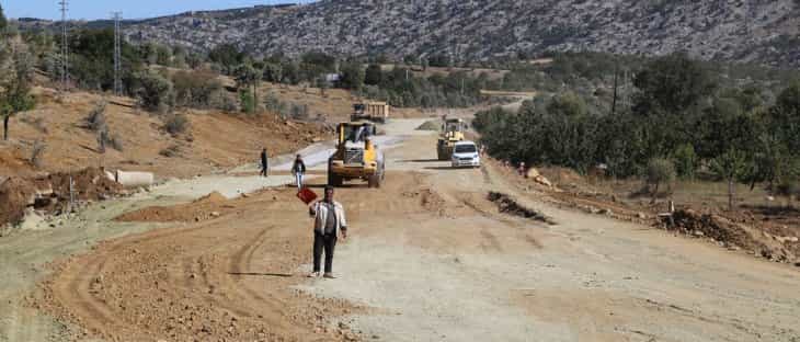 Hadim'de yol asfaltlama çalışmaları