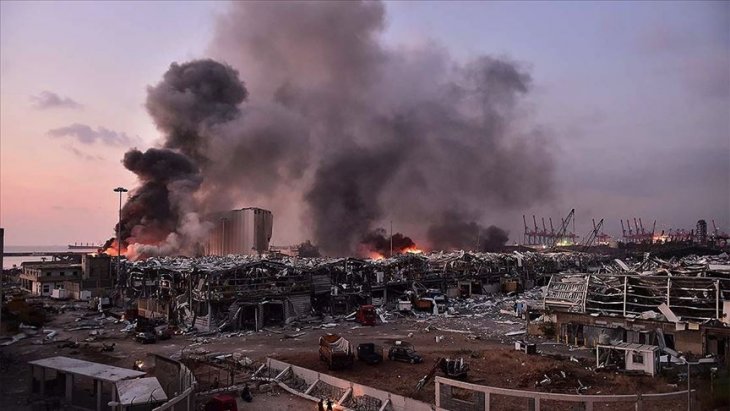 Beyrut'ta ölenlerin sayısı 100'e, yaralananların sayısı 4 bine yükseldi