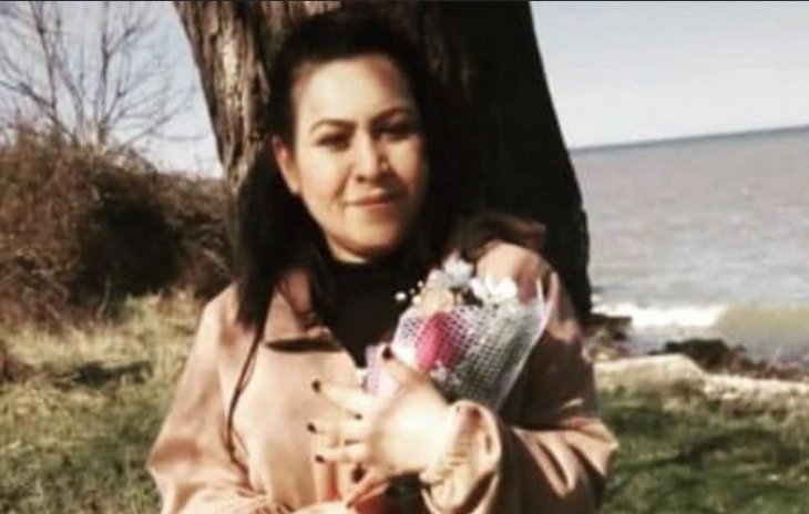 Benzin döküp birlikte yaşadığı kadın ve kendini ateşe verdi!